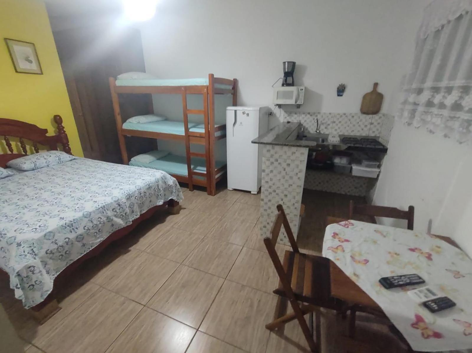 Hospedagem Lagoinha ウバトゥバ エクステリア 写真
